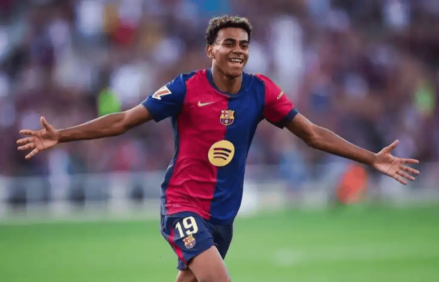 U22国足战韩国首发与负越南相比仅更换门将，王博豪继续出任中锋