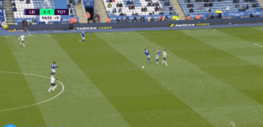 记者：于汉超正在参加B级教练培训班，下赛季将担任申花助教